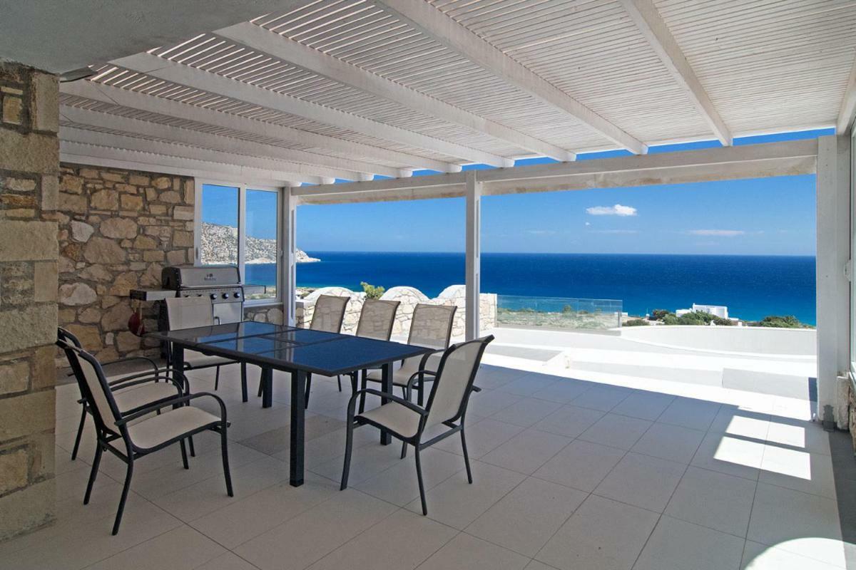 Evilia Luxury Villa Амоопи Екстериор снимка